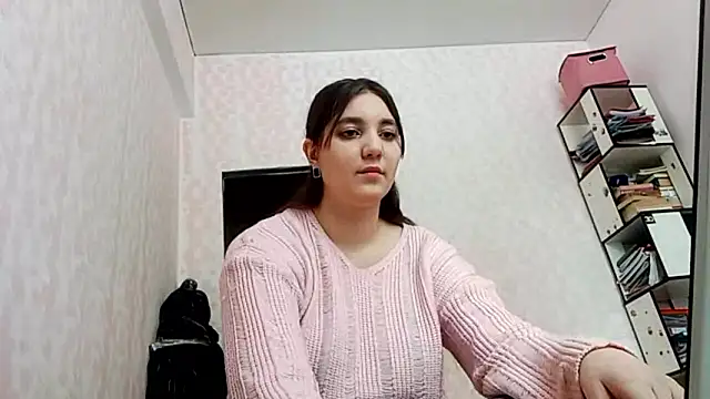 Snapshot of JanineThielman chatting on March 1, 5:07 am JanineThielman online show from March 1, 5:07 am