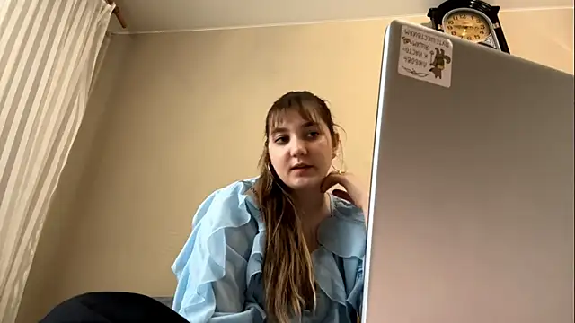 Snapshot of JanineThielman chatting on June 17, 1:10 pm JanineThielman online show from June 17, 1:10 pm