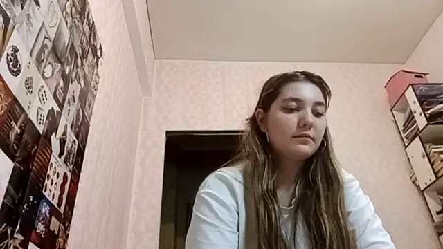 Snapshot of JanineThielman chatting on July 6, 12:45 pm JanineThielman online show from July 6, 12:45 pm