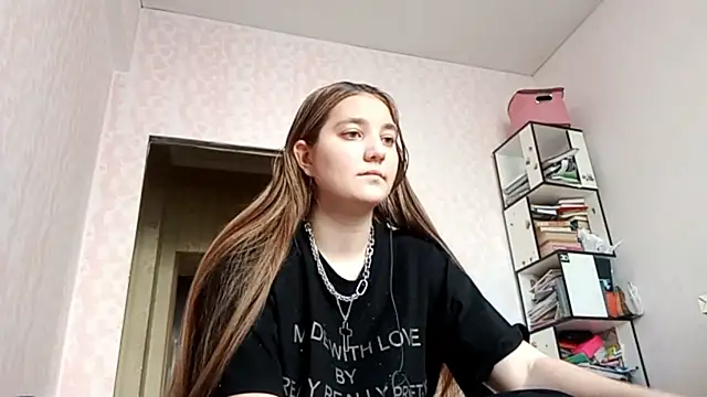 JanineThielman online show from April 29, 11:25 am