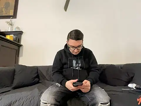 massiyyyy online show from April 2, 11:28 am