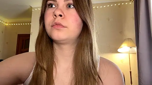 Snapshot of Amy_Maev chatting on May 4, 7:00 am Amy Maev online show from May 4, 7:00 am