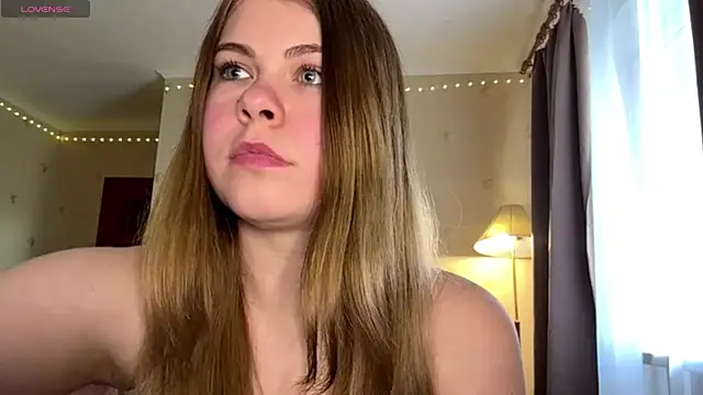 Snapshot of Amy_Maev chatting on May 3, 1:15 pm Amy Maev online show from May 3, 1:15 pm