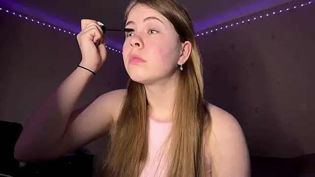 Amy Maev online show from March 29, 3:08 am