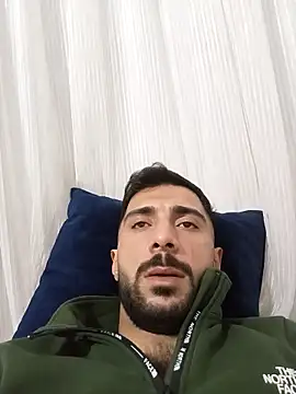 Snapshot of Serkan_2 chatting on February 25, 4:40 pm Serkan 2 online show from February 25, 4:40 pm