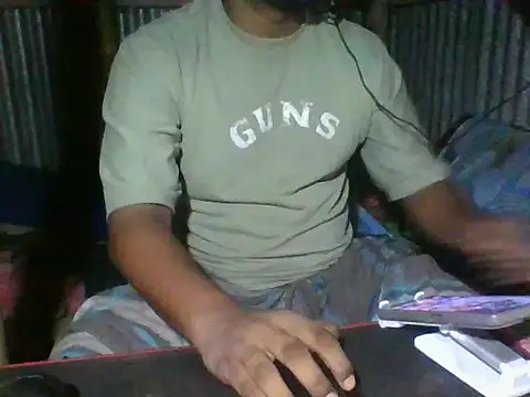 Snapshot of BestDick2910 chatting on March 29, 4:25 am BestDick2910 online show from March 29, 4:25 am