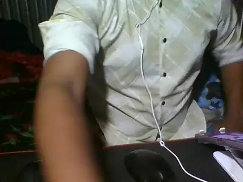 Snapshot of BestDick2910 chatting on March 7, 9:16 am BestDick2910 online show from March 7, 9:16 am