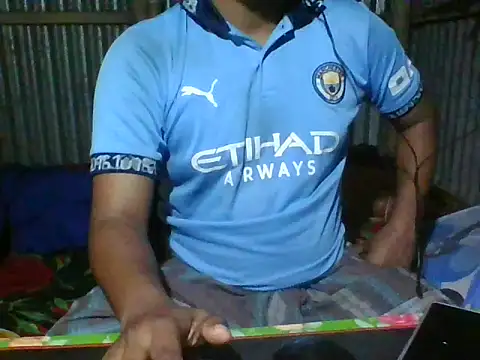 Snapshot of BestDick2910 chatting on February 24, 5:19 am BestDick2910 online show from February 24, 5:19 am