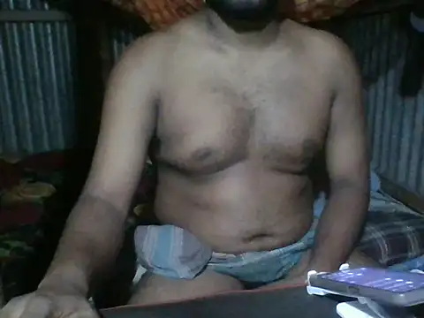 Snapshot of BestDick2910 chatting on May 12, 4:35 pm BestDick2910 online show from May 12, 4:35 pm