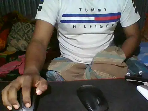 Snapshot of BestDick2910 chatting on March 5, 4:53 am BestDick2910 online show from March 5, 4:53 am