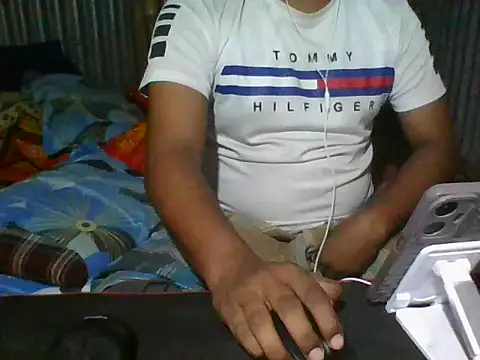 Snapshot of BestDick2910 chatting on March 4, 10:34 am BestDick2910 online show from March 4, 10:34 am
