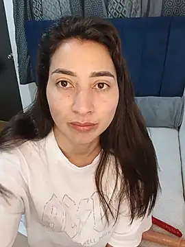 Snapshot of ANGELY_WET_JEET chatting on June 26, 3:12 am ANGELY WET JEET online show from June 26, 3:12 am