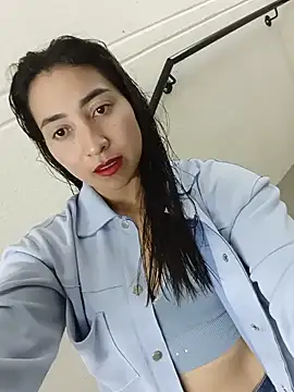 Snapshot of ANGELY_WET_JEET chatting on July 5, 8:37 pm ANGELY WET JEET online show from July 5, 8:37 pm
