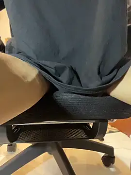 NniuAh online show from April 11, 7:45 am