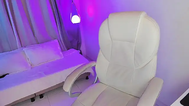 NixieSterling online show from March 24, 11:16 pm