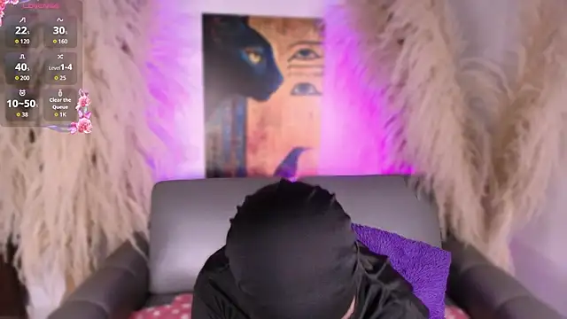 milkk  online show from March 13, 10:59 pm