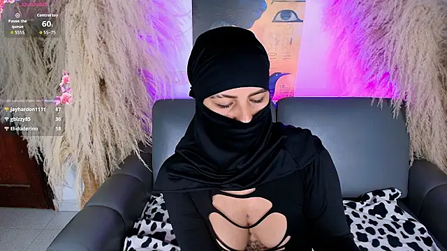 milkk  online show from March 6, 10:49 pm