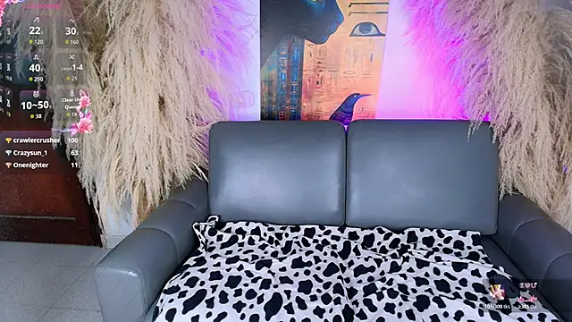 milkk  online show from March 5, 10:59 pm