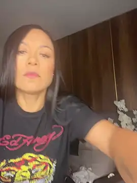 Snapshot of Tiffanyy_Lam chatting on February 27, 10:20 pm Tiffanyy Lam online show from February 27, 10:20 pm