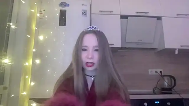 Snapshot of cutefoxieee chatting on March 10, 5:39 pm cutefoxieee online show from March 10, 5:39 pm