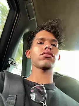 Stickmendez online show from March 12, 5:06 pm