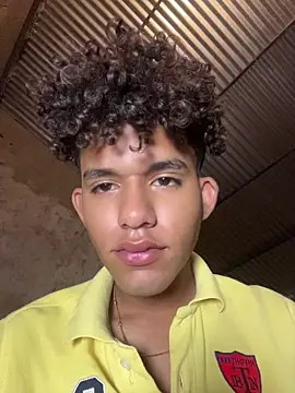 Stickmendez online show from April 18, 6:16 am