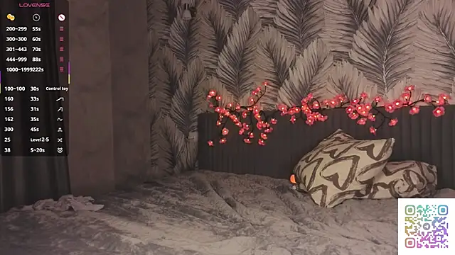 HinaVibe online show from April 18, 7:07 pm