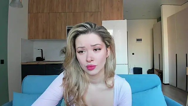 CassandraArmas online show from March 14, 1:39 pm