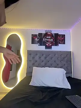 Snapshot of Pamela23x chatting on February 26, 12:27 pm Pamela23x online show from February 26, 12:27 pm