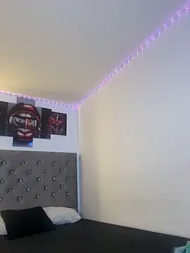 Snapshot of Pamela23x chatting on March 2, 3:08 pm Pamela23x online show from March 2, 3:08 pm