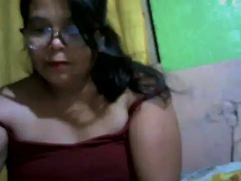 Snapshot of Flowerblossom123 chatting on May 16, 1:10 pm Flowerblossom123 online show from May 16, 1:10 pm
