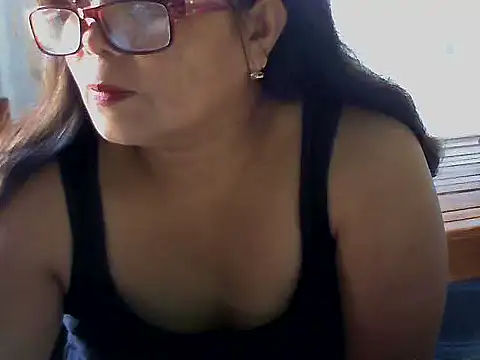 Flowerblossom123 online show from April 14, 3:55 am