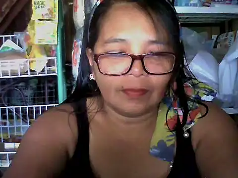 Flowerblossom123 online show from March 18, 2:48 am