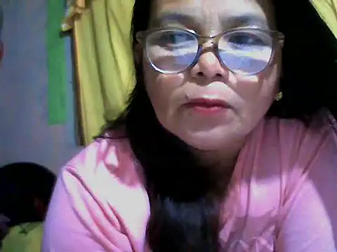 Snapshot of Flowerblossom123 chatting on June 4, 8:02 pm Flowerblossom123 online show from June 4, 8:02 pm