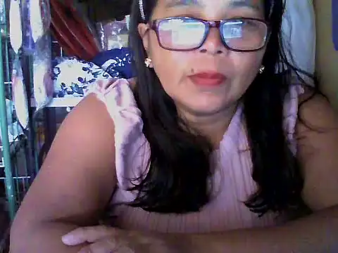 Flowerblossom123 online show from March 19, 4:56 am