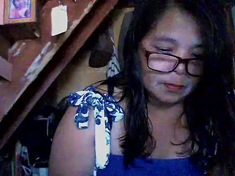 Flowerblossom123 online show from March 24, 5:07 am