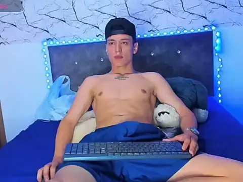 Thanos-22cm online show from April 12, 11:30 pm