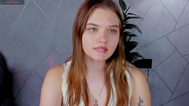 Saraa Broown online show from March 2, 7:26 am