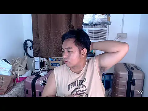 Snapshot of cutejohn chatting on May 29, 7:36 am cutejohn online show from May 29, 7:36 am