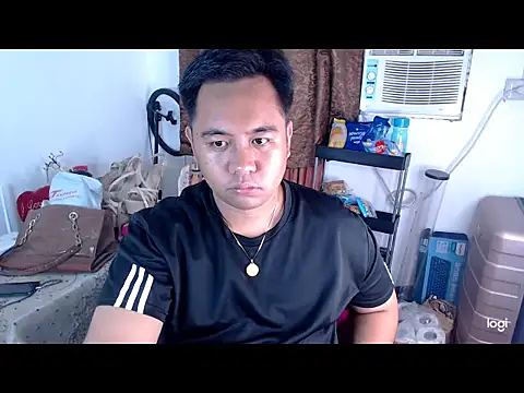 Snapshot of cutejohn chatting on May 4, 9:12 am cutejohn online show from May 4, 9:12 am