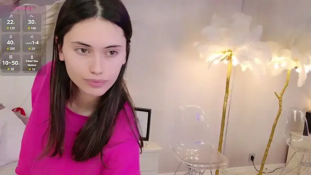 Lunaa Babygirl online show from March 12, 2:21 pm