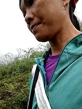 elen8800 online show from April 2, 1:24 am