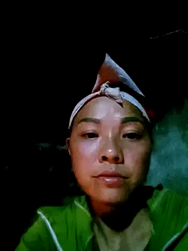 Snapshot of elen8800 chatting on February 25, 12:16 pm elen8800 online show from February 25, 12:16 pm