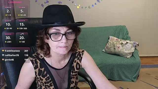 Miss Amberr online show from March 13, 8:25 pm