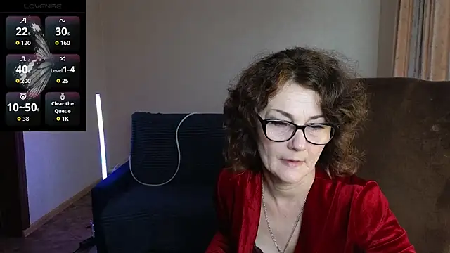 Miss Amberr online show from April 2, 4:30 am