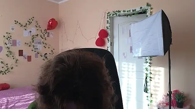 Miss Amberr online show from March 18, 4:59 am