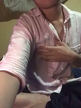 Snapshot of koykoy1155 chatting on March 3, 1:18 pm koykoy1155 online show from March 3, 1:18 pm