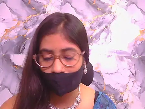 Aayesha-queen online show from May 14, 4:42 am