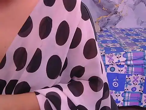 Aayesha-queen online show from May 12, 3:47 am