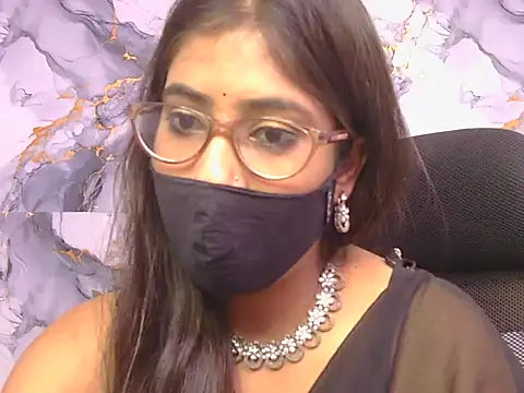 Aayesha-queen online show from June 5, 6:52 am